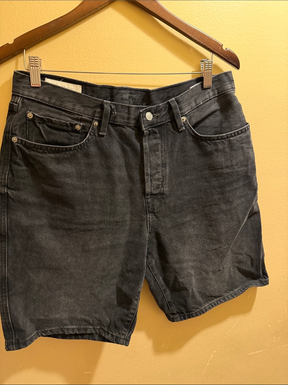 Zara Men's Blackwashed Denim Shorts